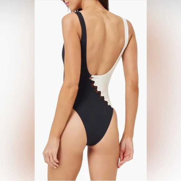 L*Space Solstice Btsy Cutout Colorblock One-Piece Swimsuit, X-Small, $220 - Picture 4 of 10